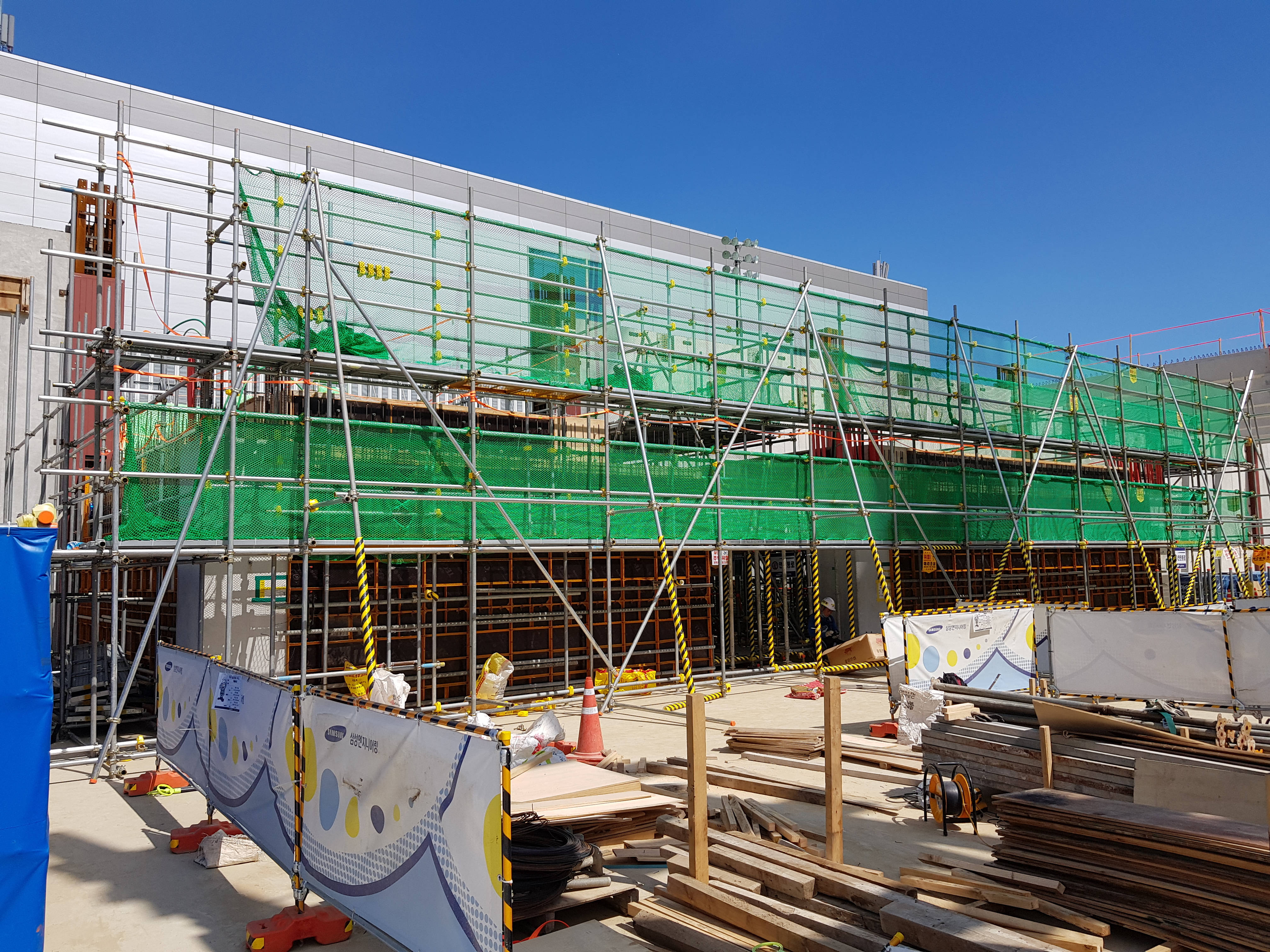 쌍줄비계 시공사진 이미지